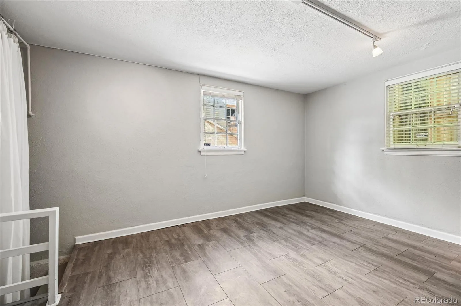 5815 E 6th Avenue Parkway Denver CO 80220 | MLS #REC6877660 07232026170956 1600 30