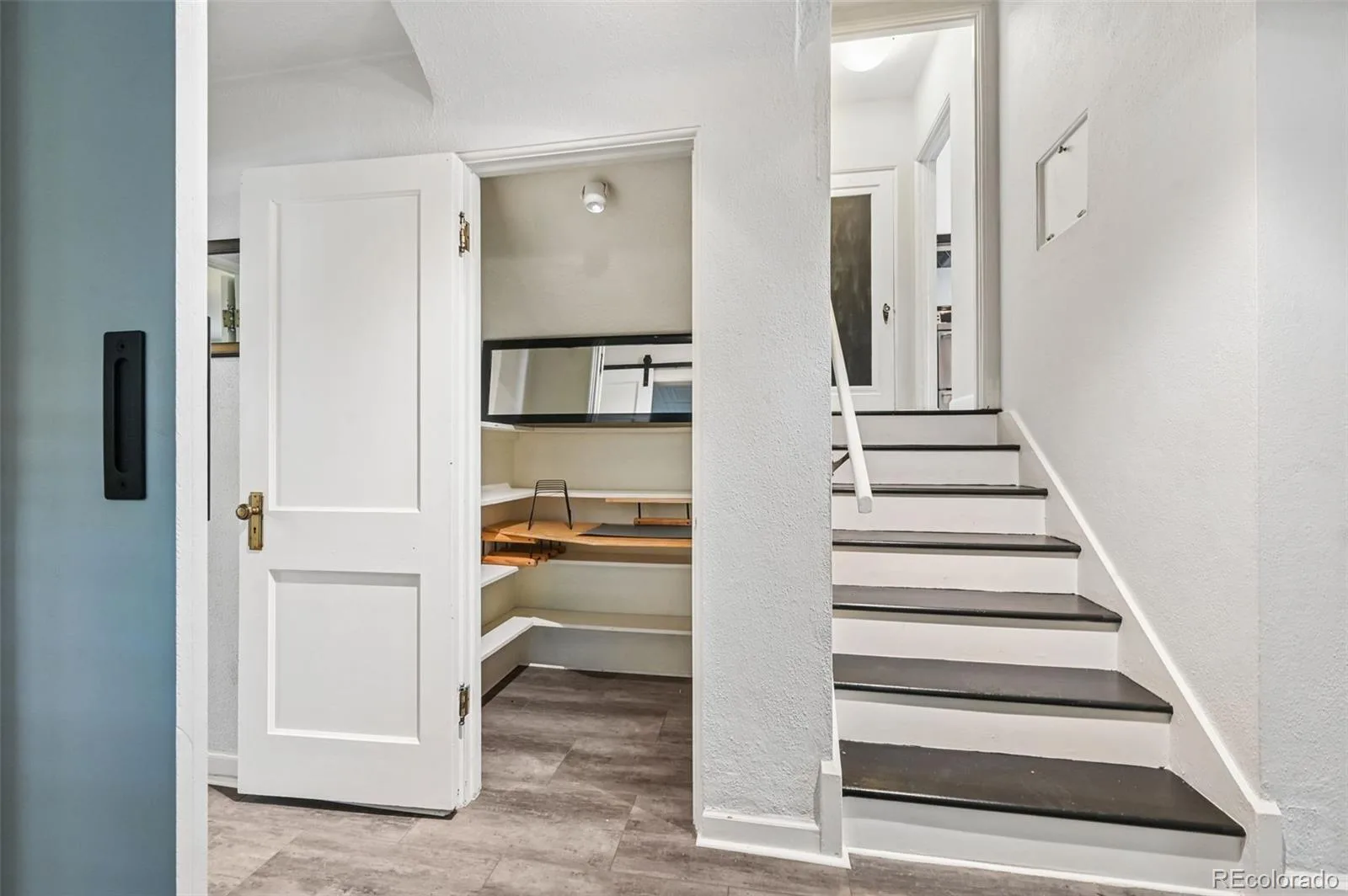 5815 E 6th Avenue Parkway Denver CO 80220 | MLS #REC6877660 07232026170956 1600 32
