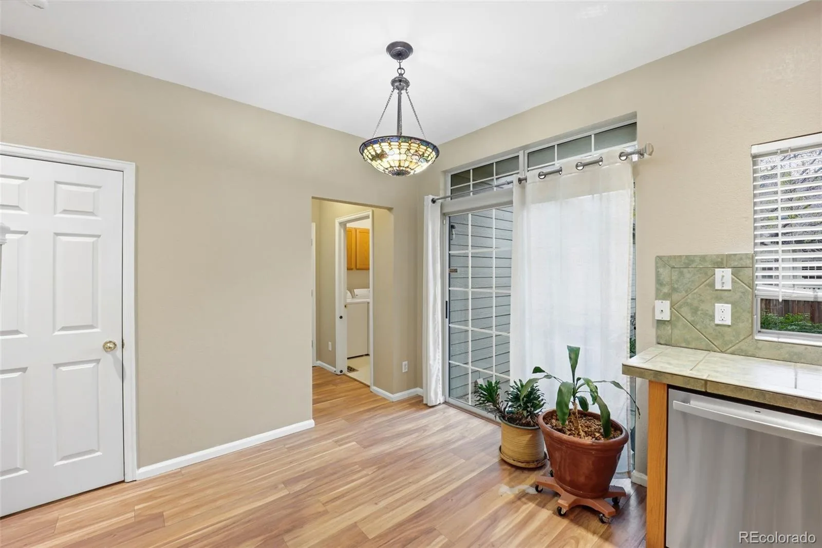 9976 E Hawaii Place Aurora CO 80247 MLS #REC6878446 06032026162816 1600 12