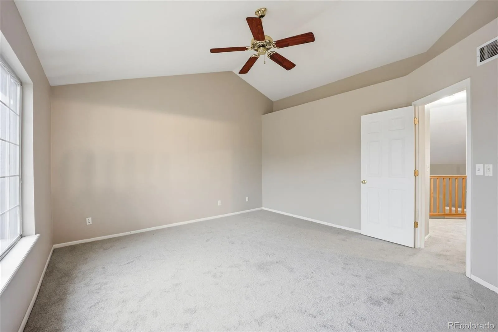 9976 E Hawaii Place Aurora CO 80247 MLS #REC6878446 06032026162816 1600 24