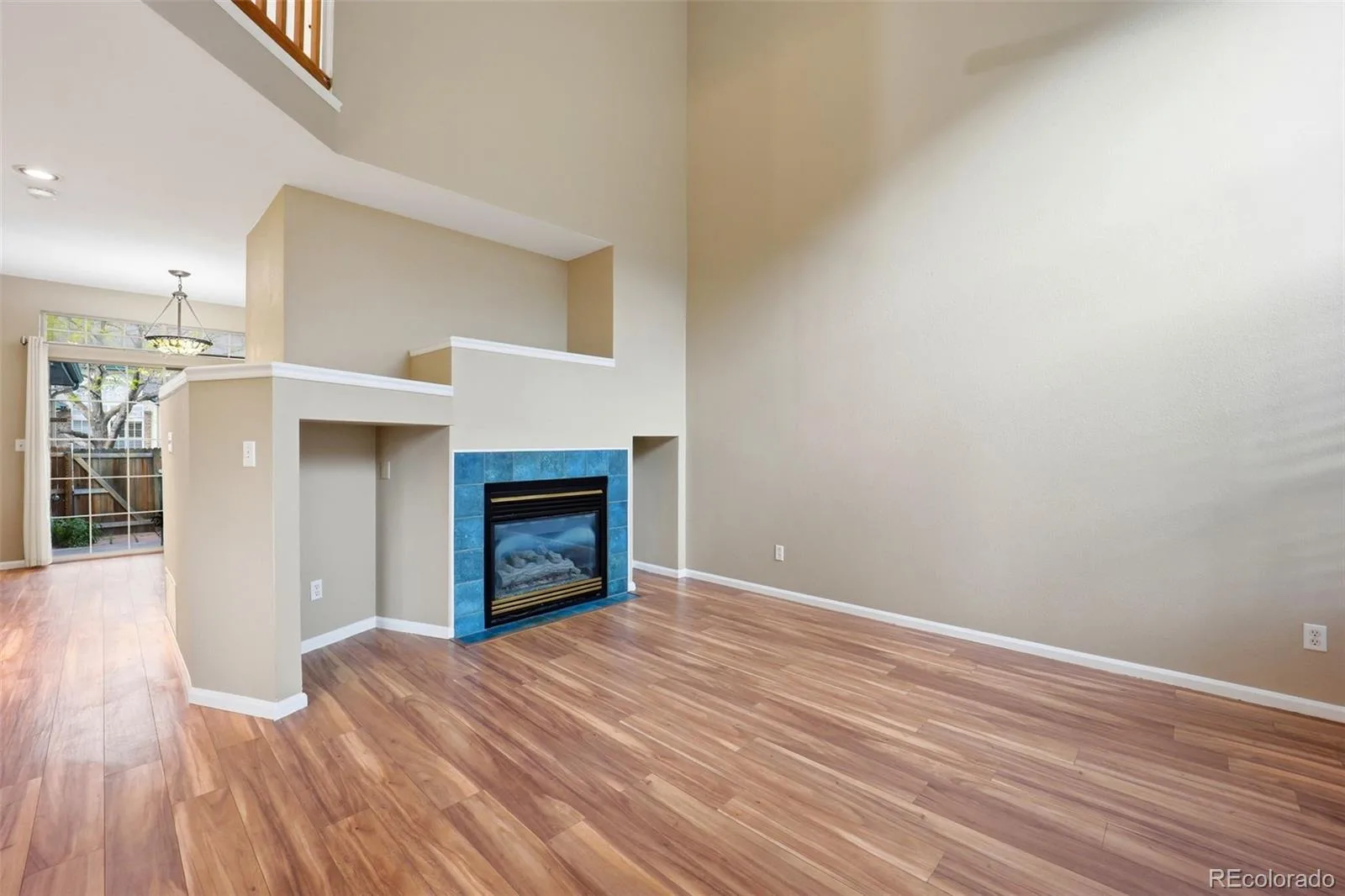 9976 E Hawaii Place Aurora CO 80247 MLS #REC6878446 06032026162816 1600 4
