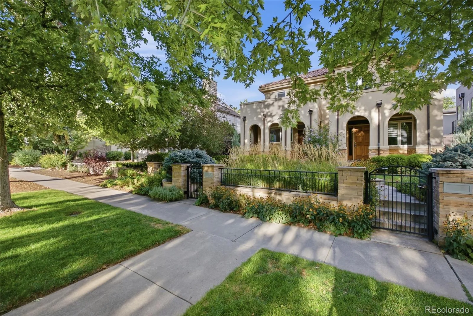 540 Steele Street Denver CO 80206 | MLS #REC6881711 09222026200431 1600 43
