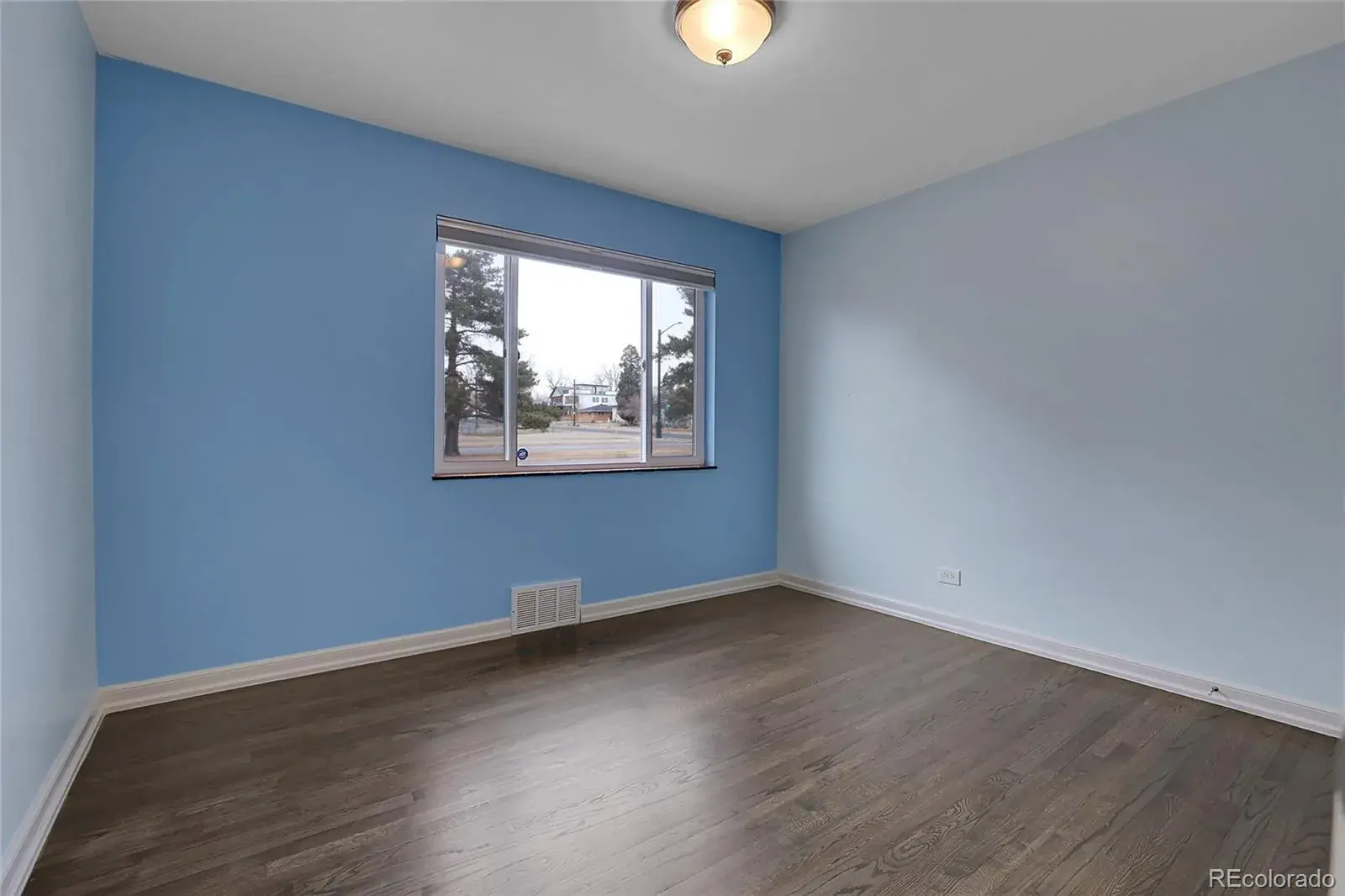 02062026010601 1600 26