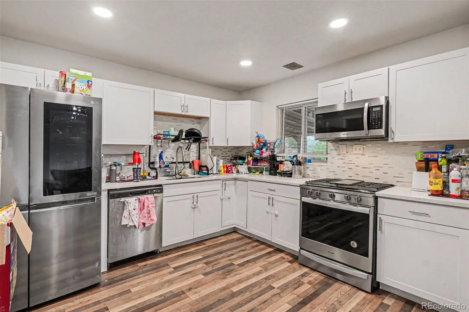 873 Troy Street Aurora CO 80011 MLS #REC6884304 05012026010647 1600 10