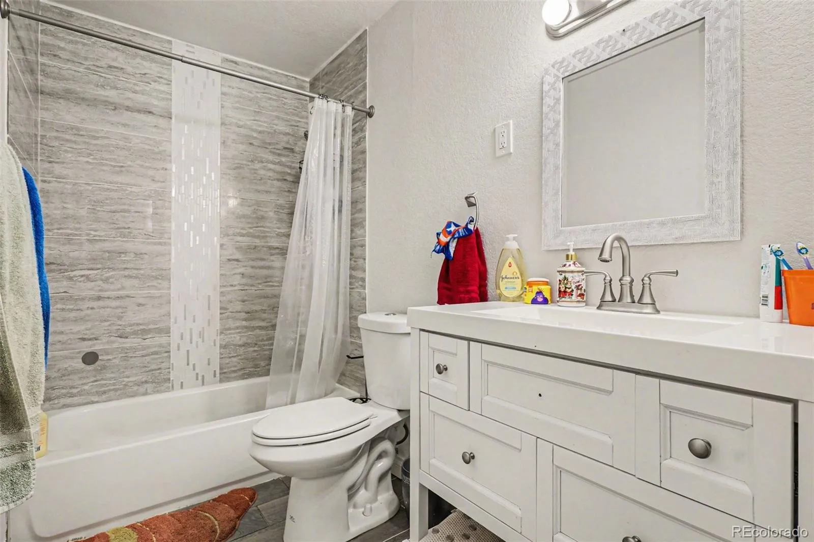873 Troy Street Aurora CO 80011 MLS #REC6884304 05012026010647 1600 20