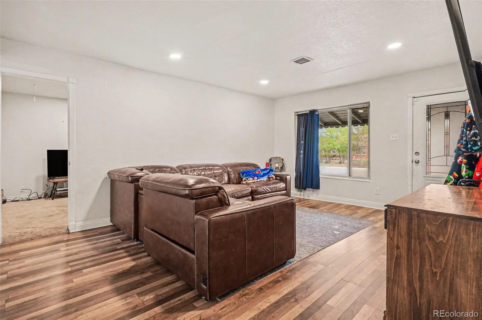 873 Troy Street Aurora CO 80011 MLS #REC6884304 05012026010647 1600 4