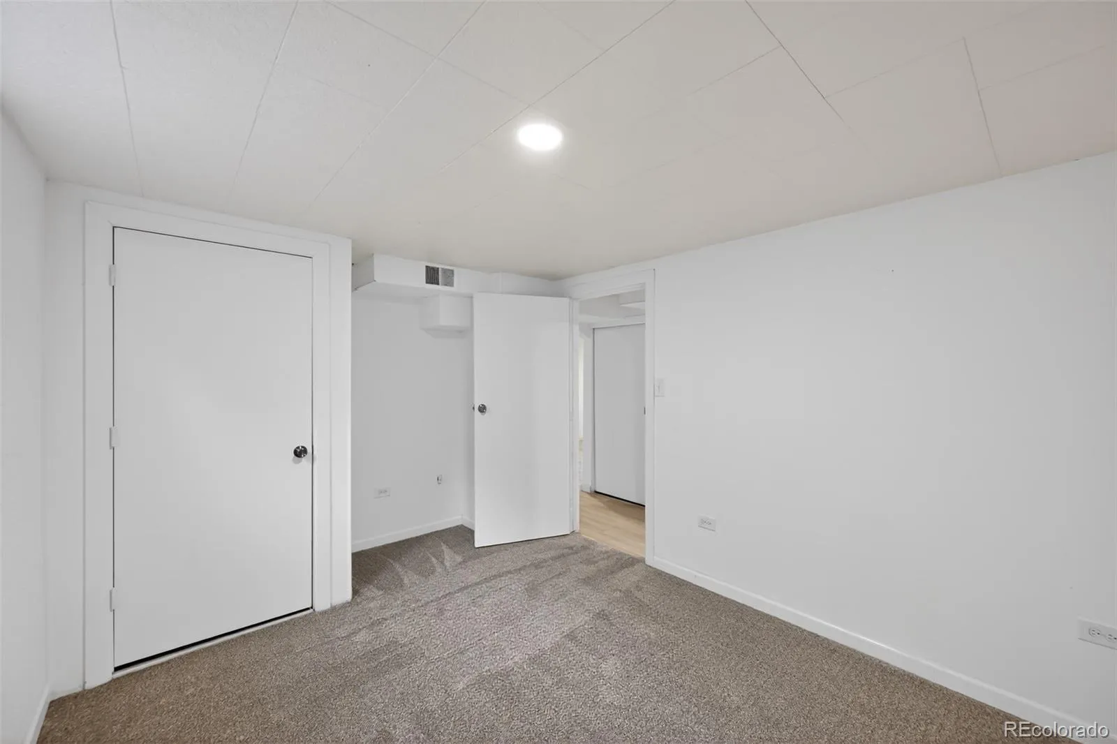 941 S Ironton Street Aurora CO 80012 MLS #REC6884705 05212026184747 1600 12