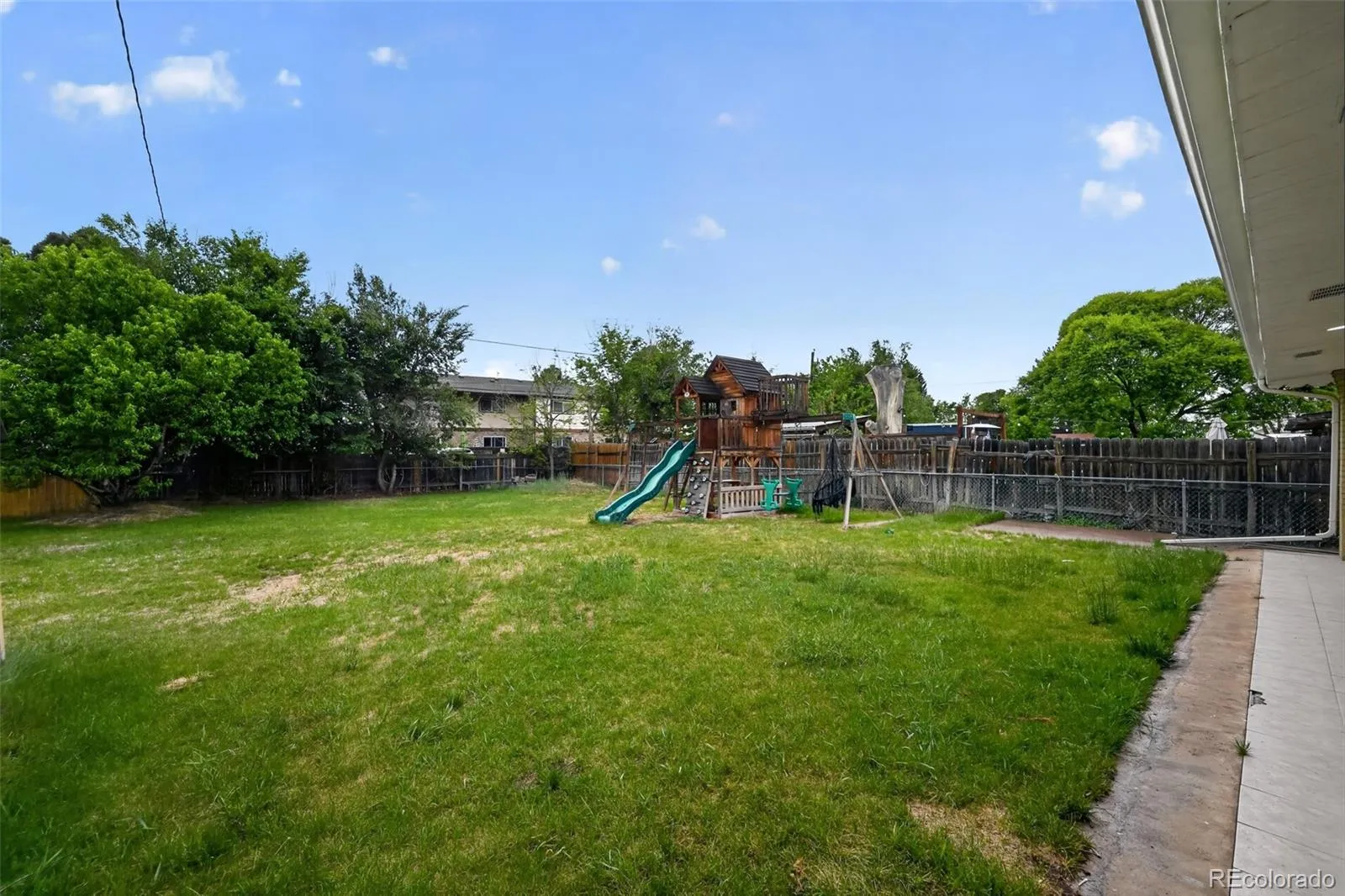 941 S Ironton Street Aurora CO 80012 MLS #REC6884705 05212026184747 1600 29