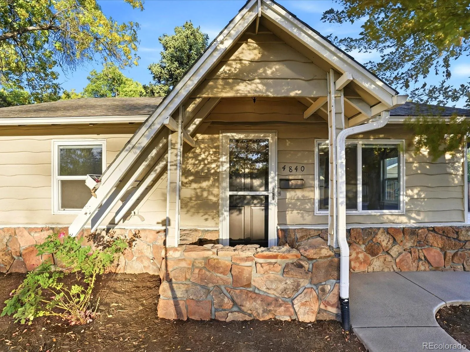 4840 S Huron Street Englewood CO 80110 | MLS #REC6885100 10132026152913 1600 1