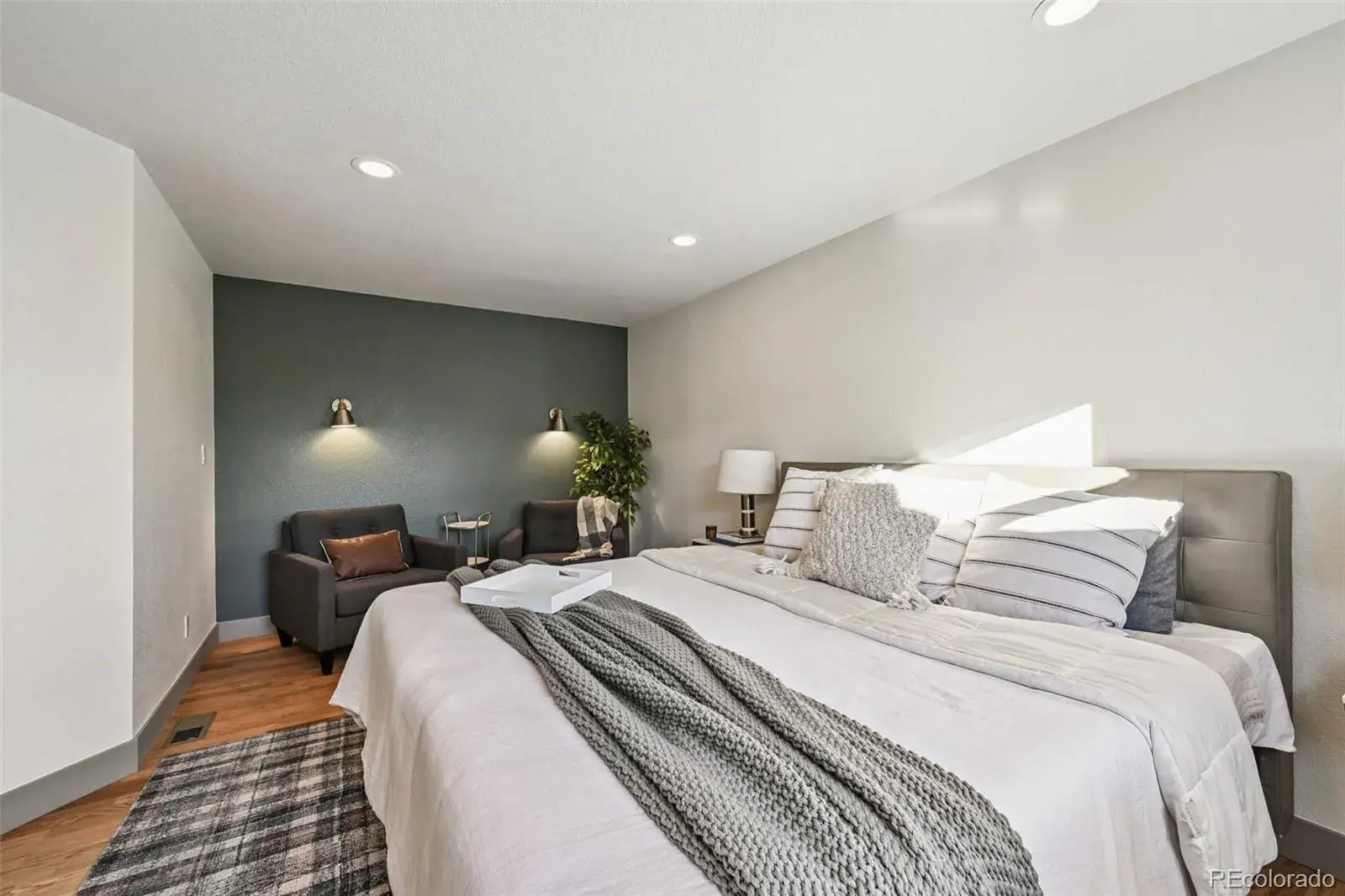 01162026013044 1600 18