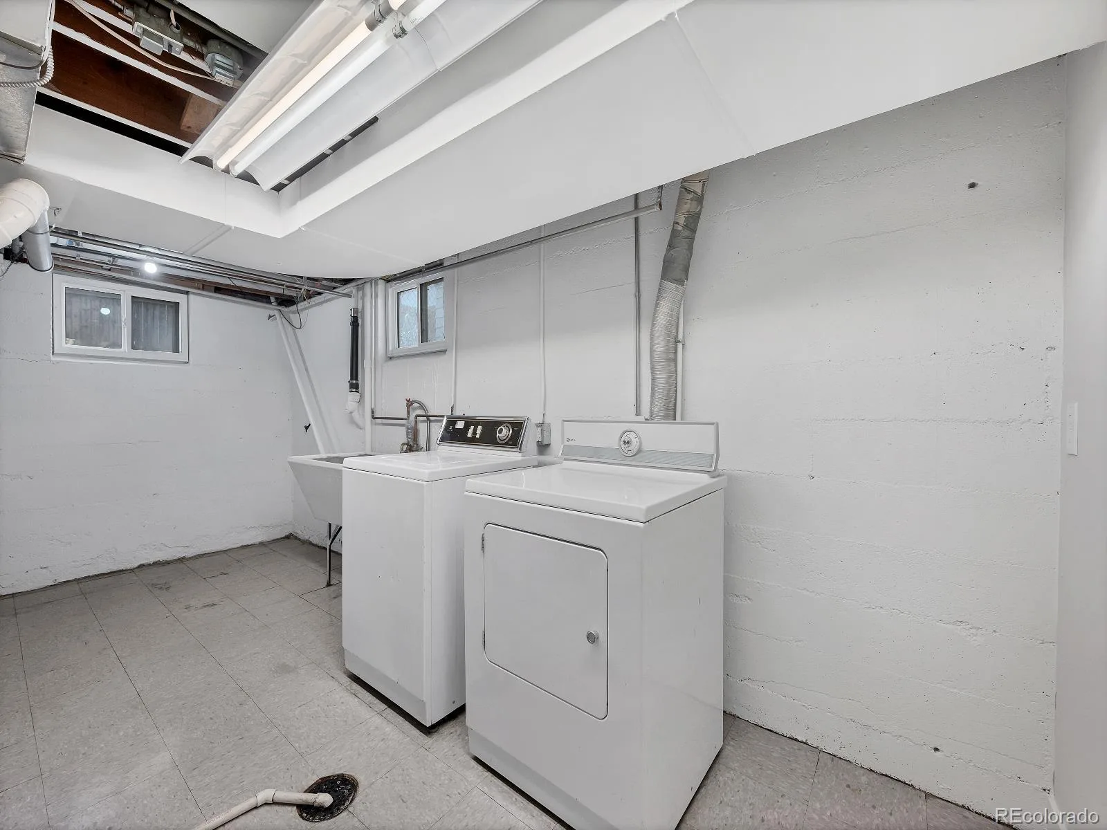 4035 S Logan Street Englewood CO 80113 | MLS #REC6888601 08072026141004 1600 23