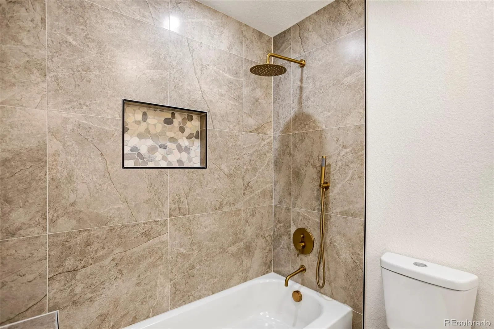 04072026202727 1600 19