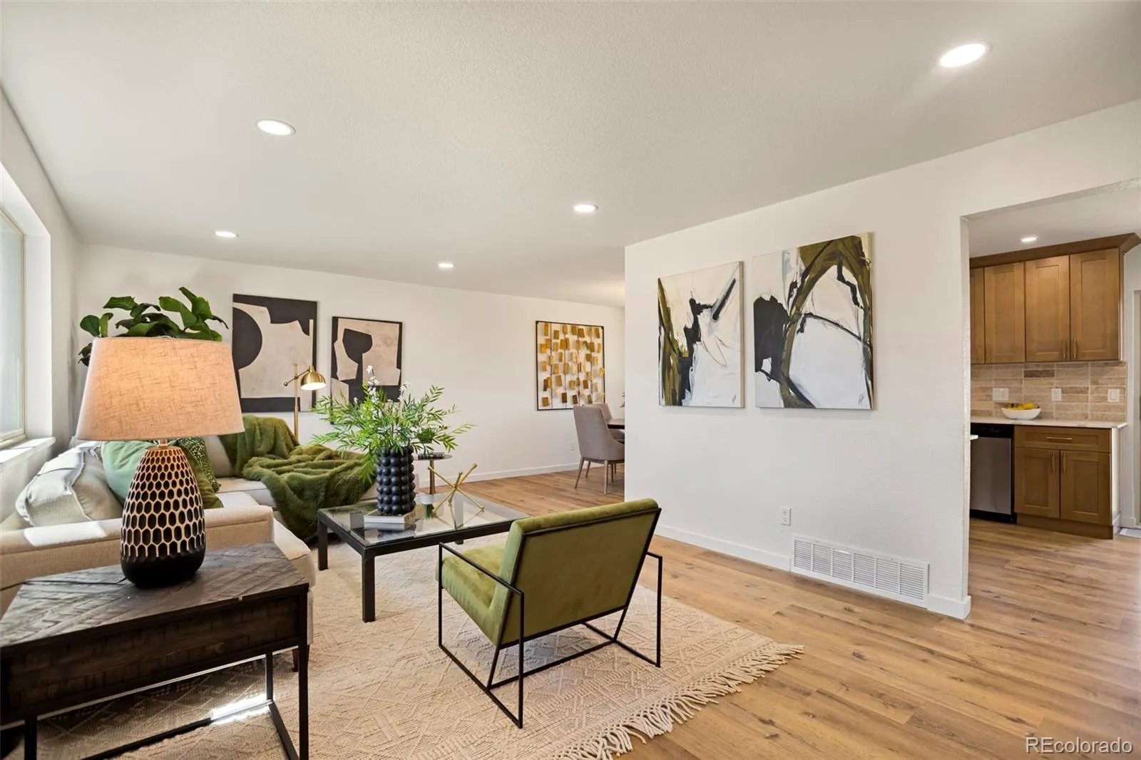 04072026202727 1600 9