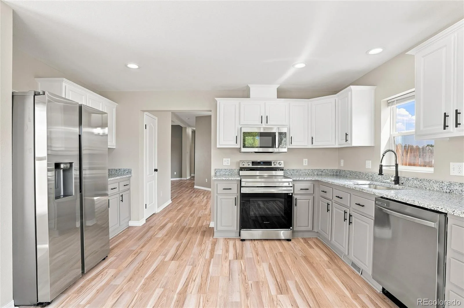 302 Apache Place Lochbuie CO 80603 | MLS #REC6889509 08192026060421 1600 4
