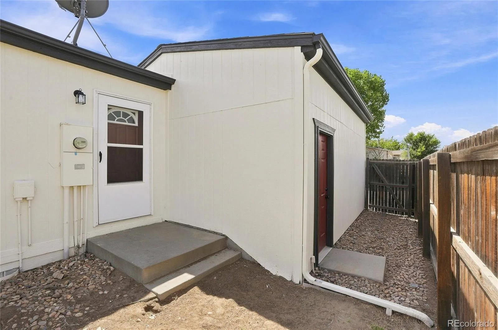 302 Apache Place Lochbuie CO 80603 | MLS #REC6889509 08192026060421 1600 43