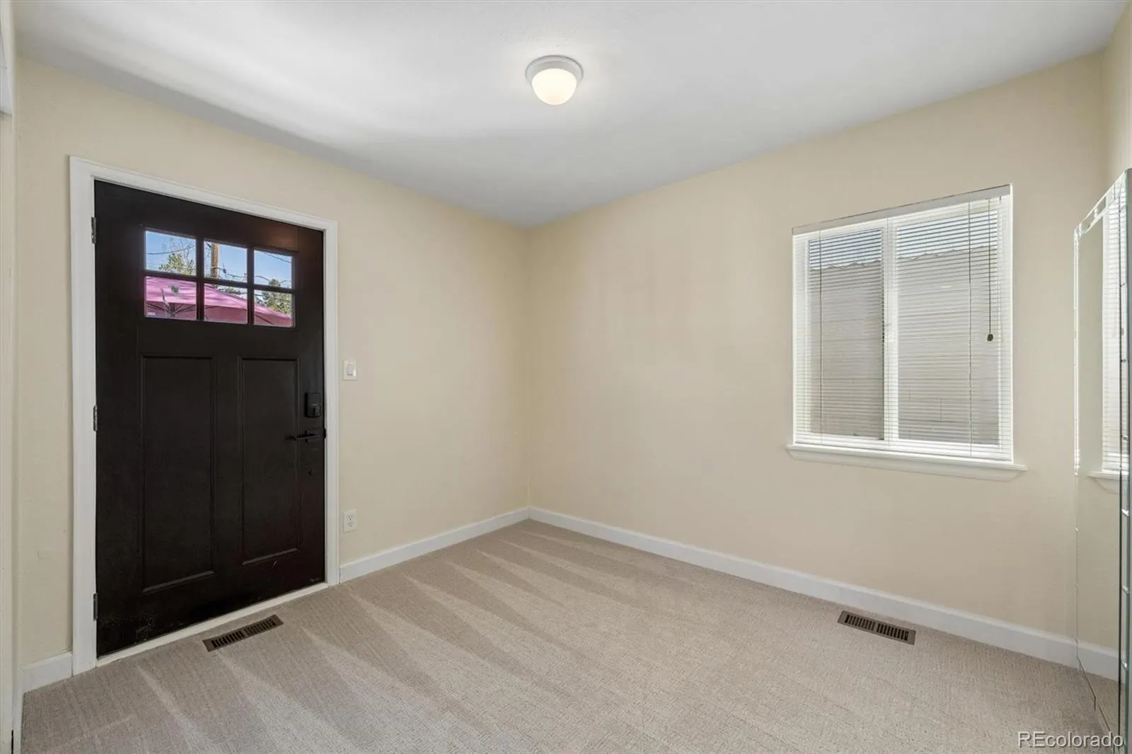 2876 S Elm Street Denver CO 80222 MLS #REC6890499 05272026024523 1600 14