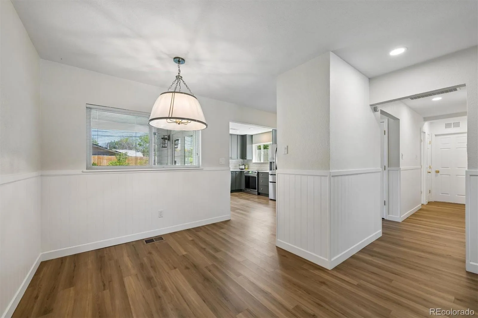 2876 S Elm Street Denver CO 80222 MLS #REC6890499 05272026024523 1600 4