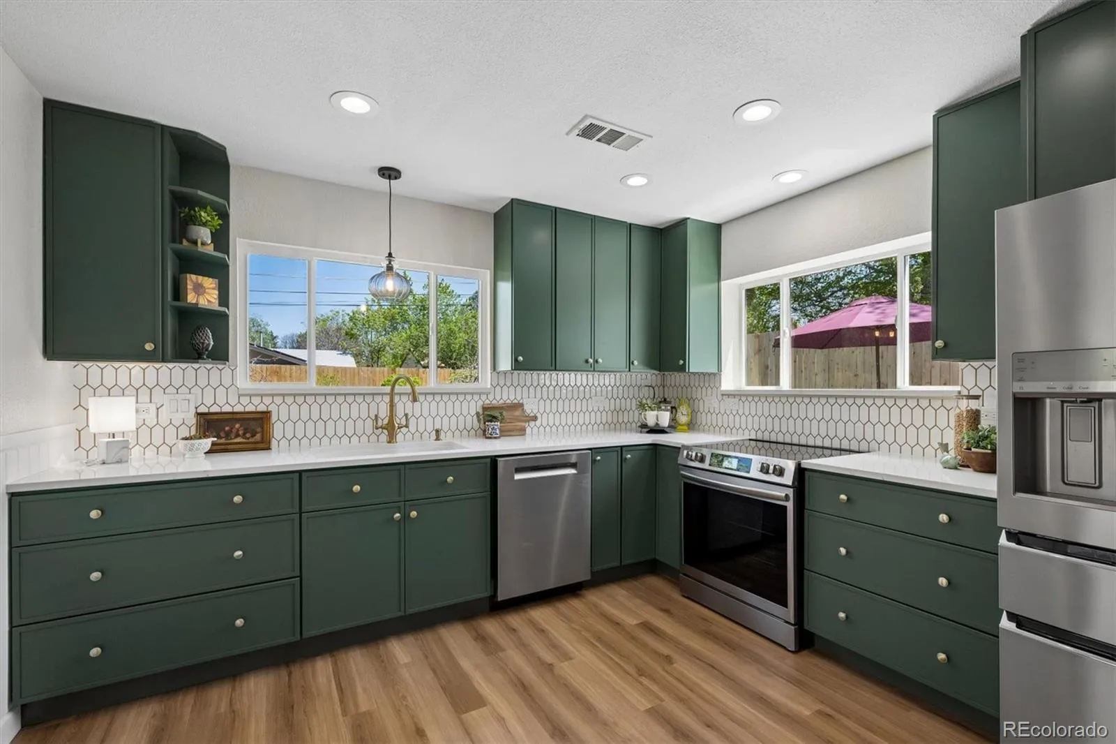 2876 S Elm Street Denver CO 80222 MLS #REC6890499 05272026024523 1600 6
