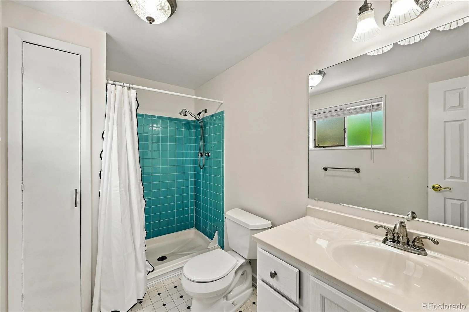 6850 S Downing W Circle Centennial CO 80122 | MLS #REC6890516 08182026184418 1600 33