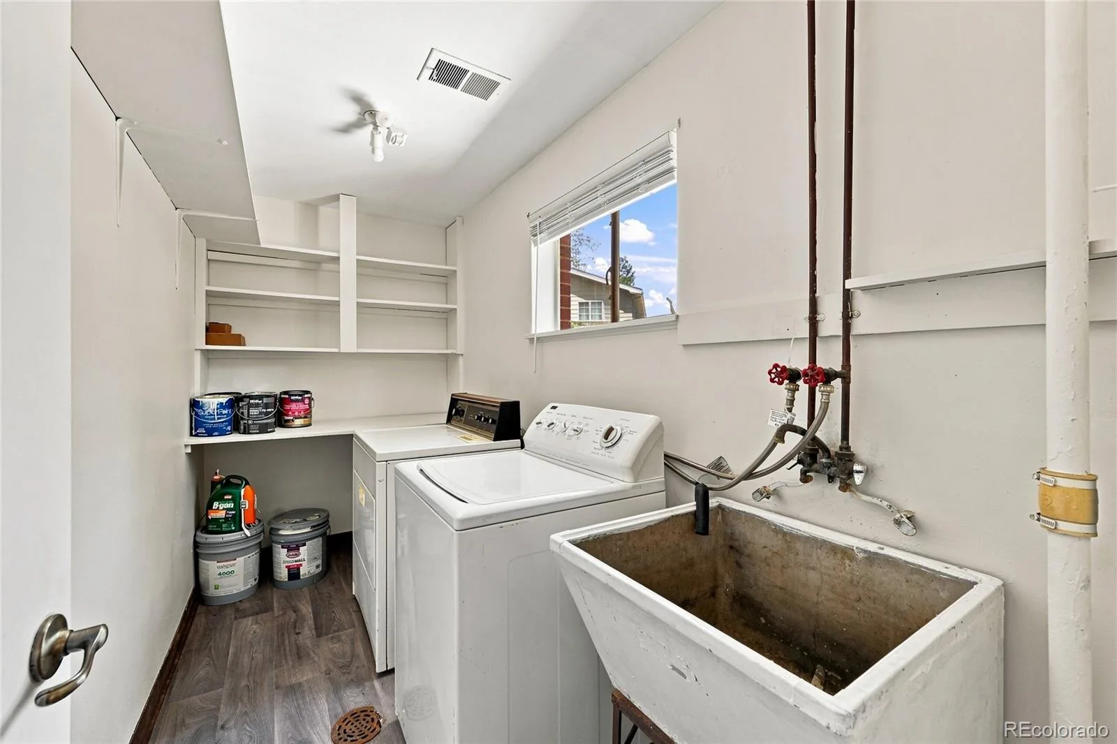 6850 S Downing W Circle Centennial CO 80122 | MLS #REC6890516 08182026184418 1600 36