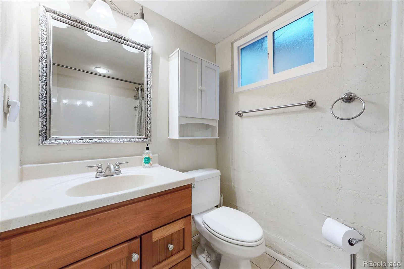 668 S Jasmine Way Denver CO 80224 | MLS #REC6891089 10022026195844 1600 34
