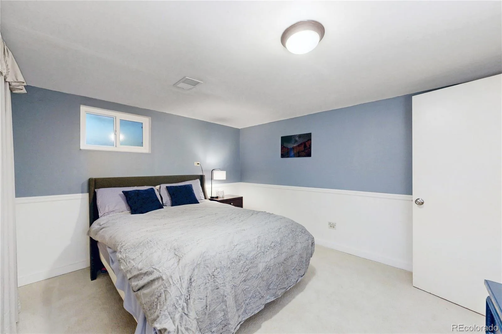 668 S Jasmine Way Denver CO 80224 | MLS #REC6891089 10022026195844 1600 36