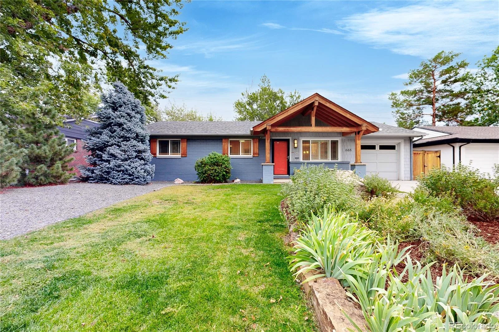 668 S Jasmine Way Denver CO 80224 | MLS #REC6891089 10022026195844 1600 45