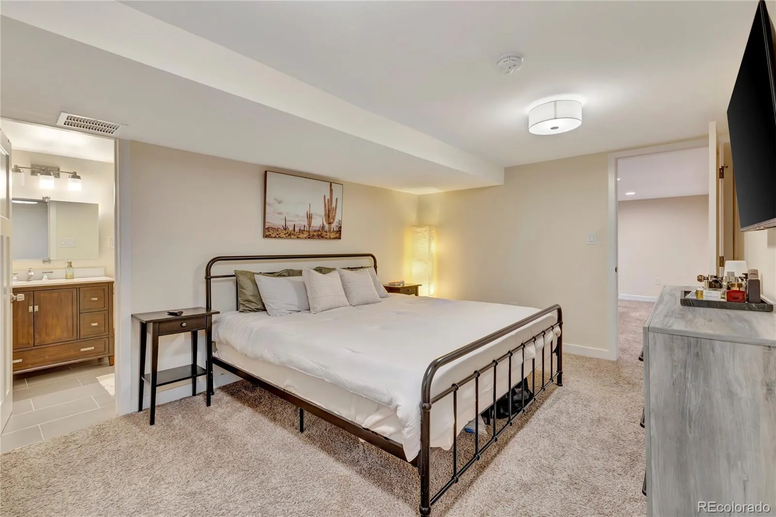 3945 S Inca Street Englewood CO 80110 | MLS #REC6891104 08122026190308 1600 15
