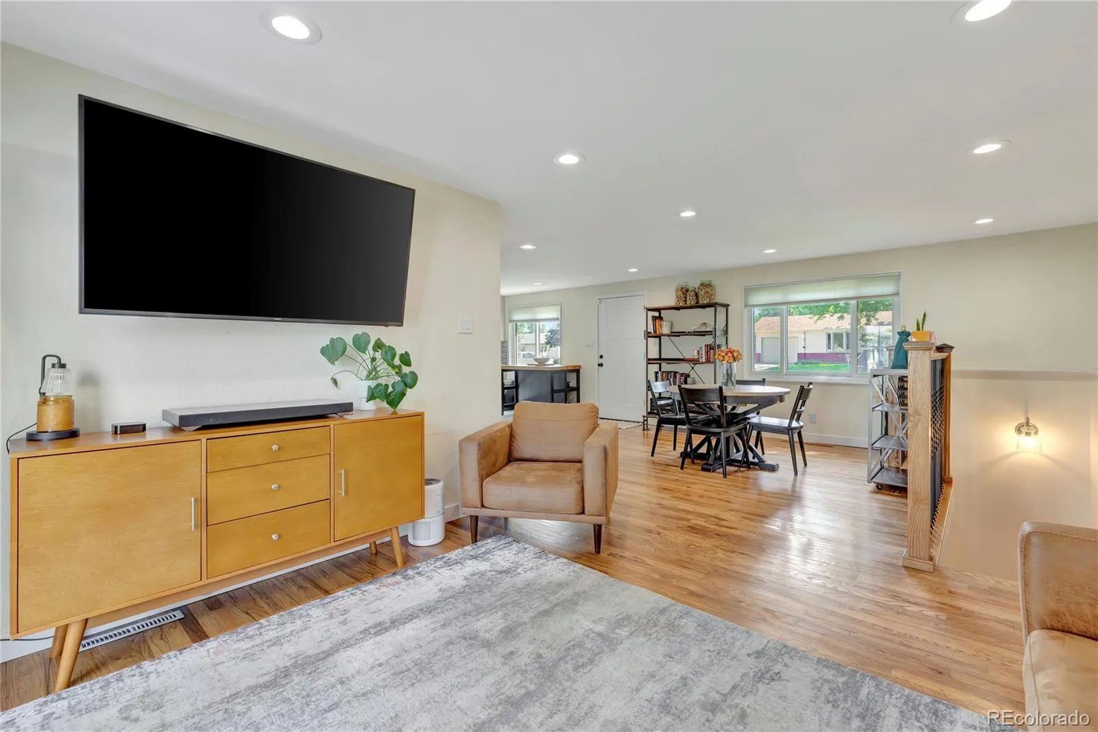 3945 S Inca Street Englewood CO 80110 | MLS #REC6891104 08122026190308 1600 4