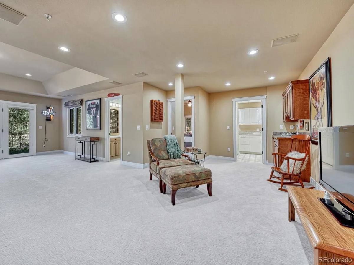 395 Orofino Drive Castle Rock CO 80108 MLS #REC6891307 04172026174903 1200 28