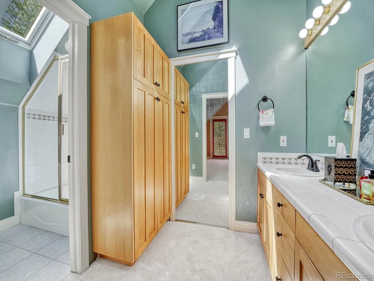 395 Orofino Drive Castle Rock CO 80108 MLS #REC6891307 04172026174903 1200 31