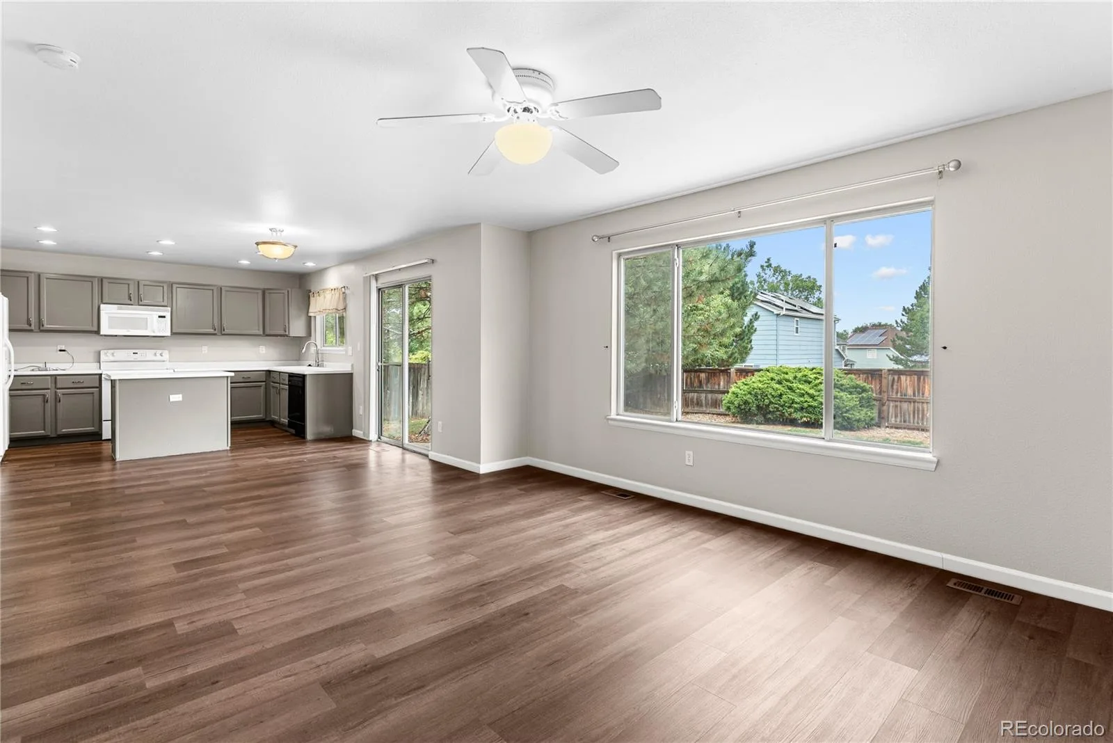 9674 Newcastle Drive Littleton CO 80130 | MLS #REC6891759 08132026193014 1600 5