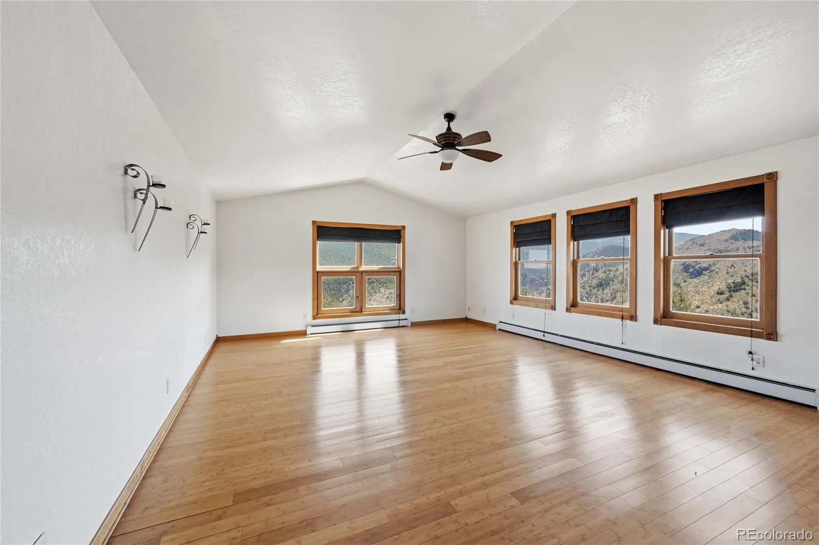 2415 Douglas Mountain Drive Golden CO 80403 | MLS #REC6892969 07292026212355 1600 23