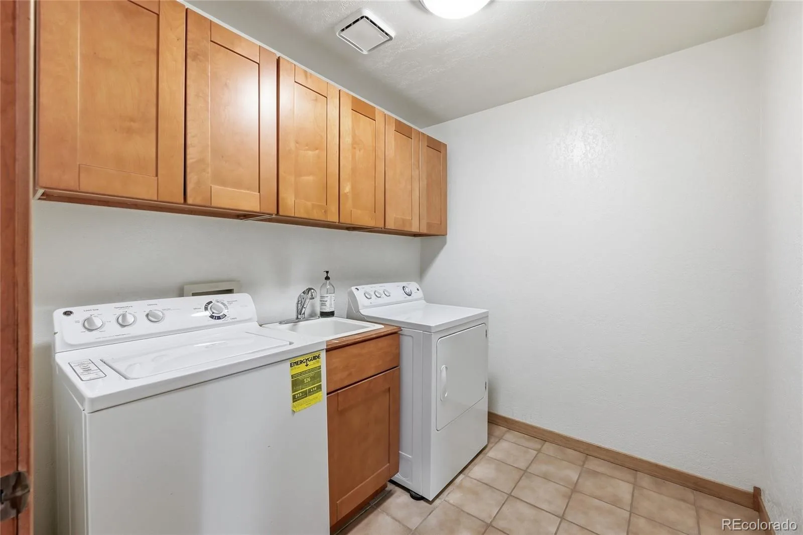2415 Douglas Mountain Drive Golden CO 80403 | MLS #REC6892969 07292026212355 1600 27