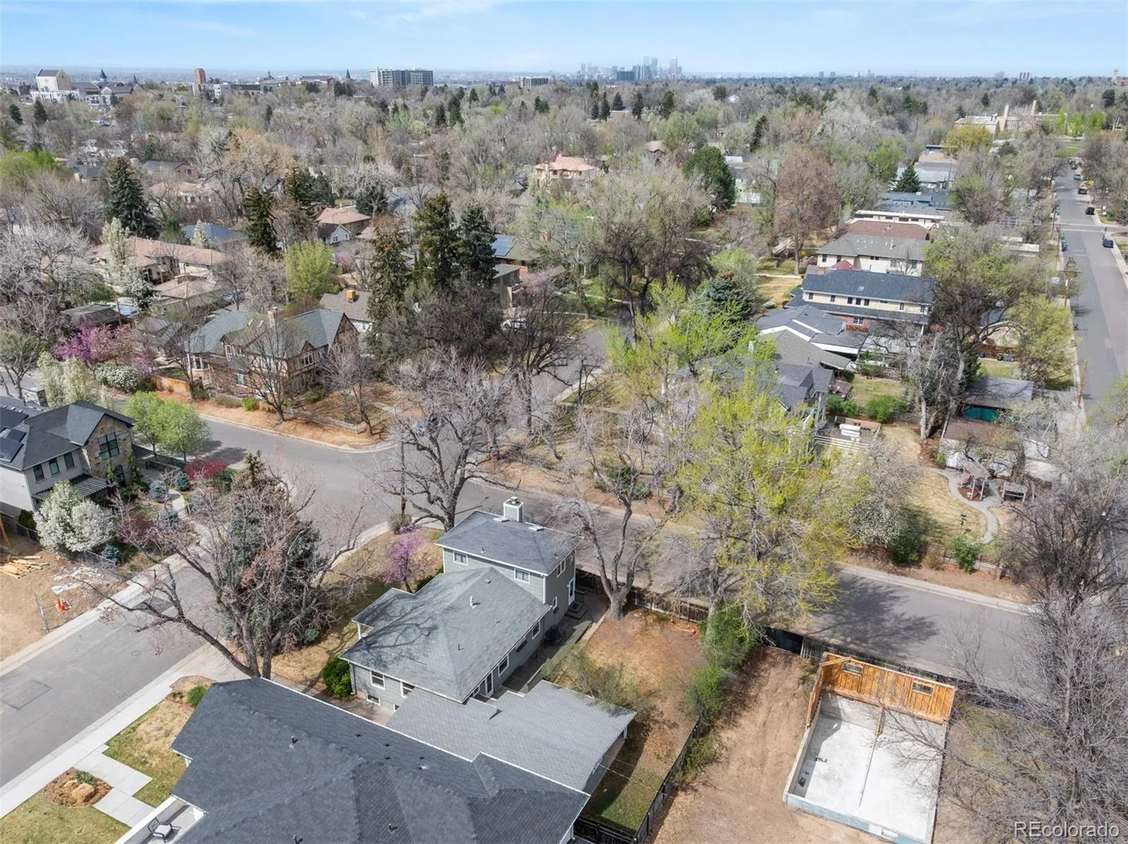 2600 S Saint Paul Street Denver CO 80210 MLS #REC6894157 05062026234835 1600 8
