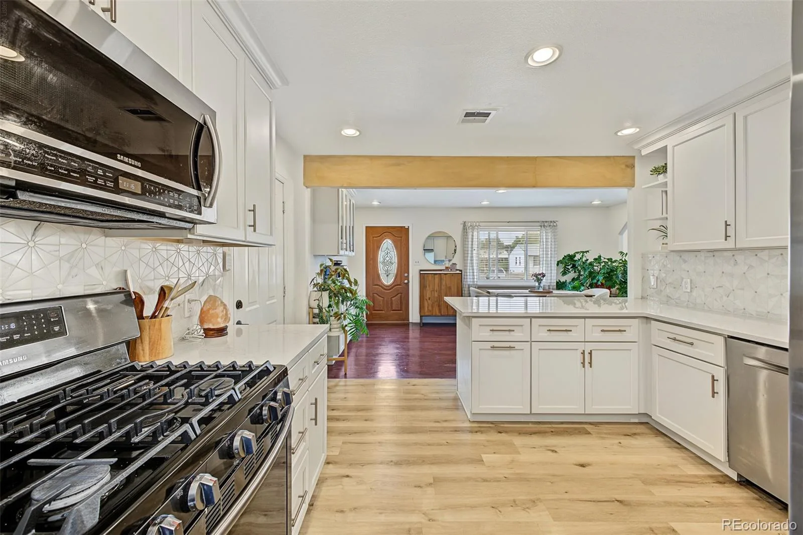 1740 S Vallejo Street Denver CO 80223 | MLS #REC6894519 09282026190439 1600 10