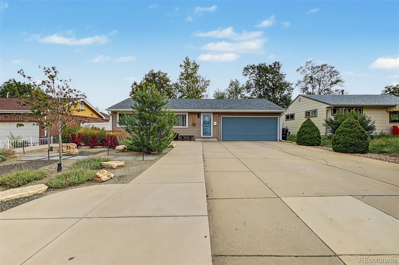 1740 S Vallejo Street Denver CO 80223 | MLS #REC6894519 09282026190439 1600 2
