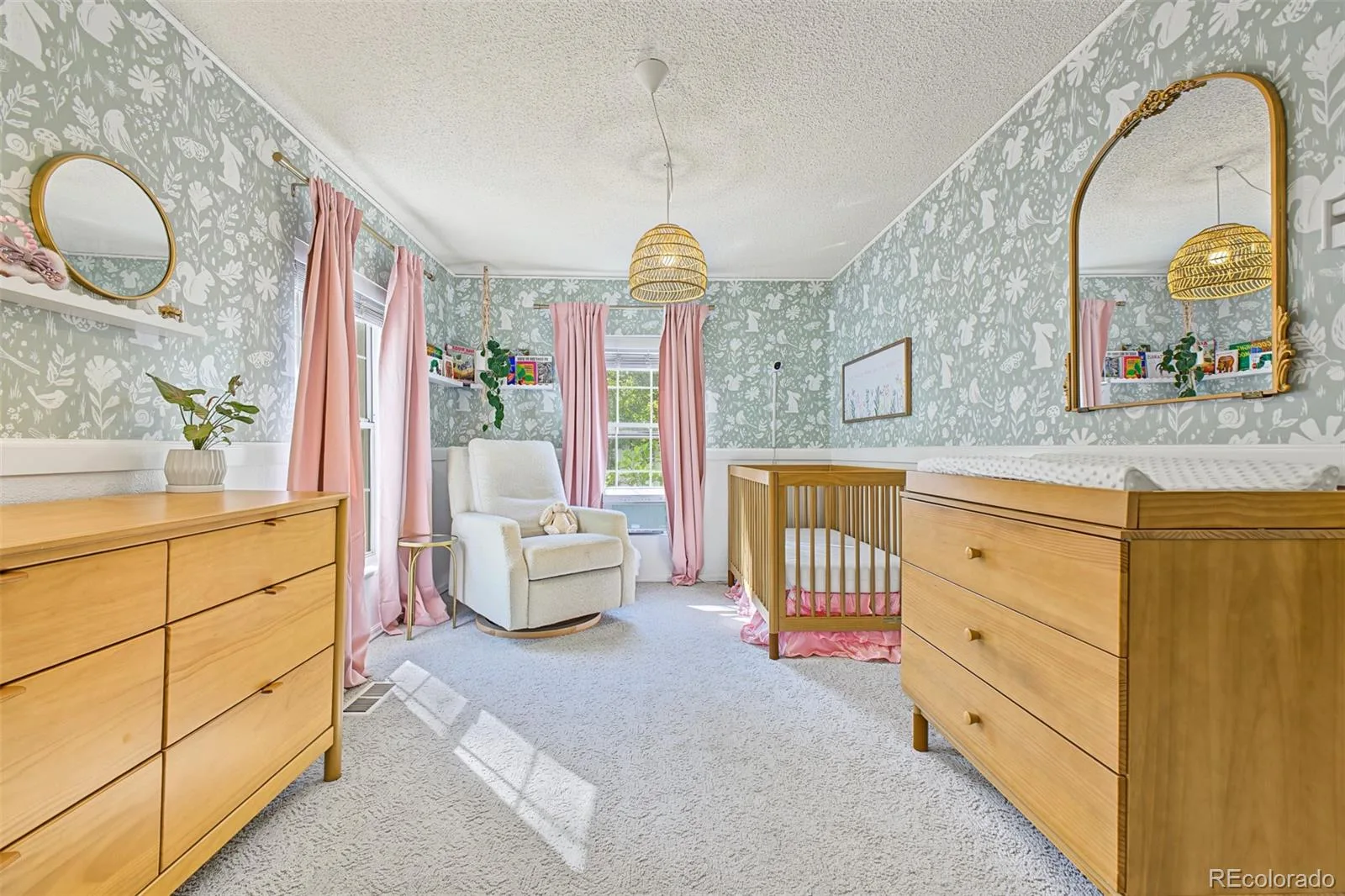 1740 S Vallejo Street Denver CO 80223 | MLS #REC6894519 09282026190439 1600 21