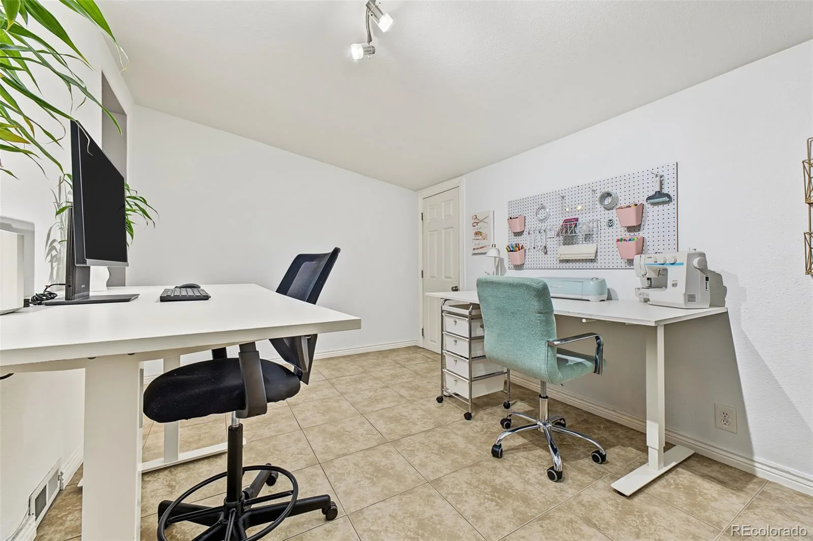 1740 S Vallejo Street Denver CO 80223 | MLS #REC6894519 09282026190439 1600 25