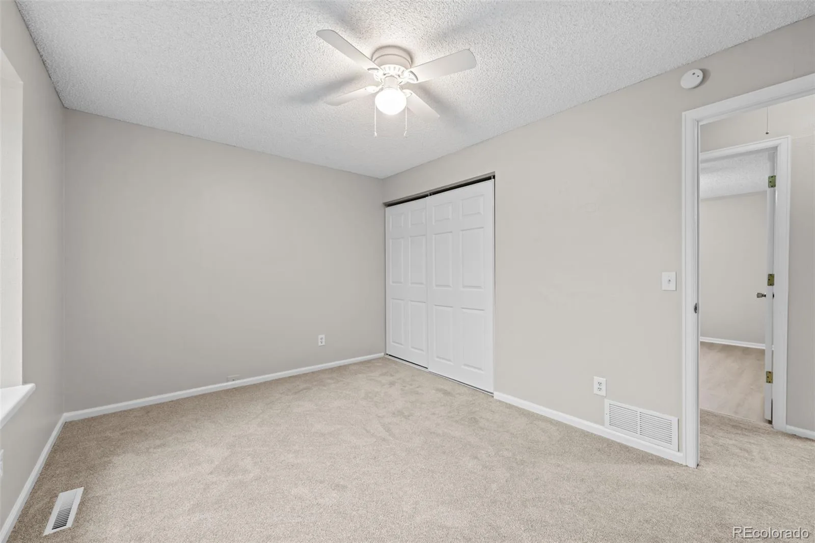 3946 S Flanders Way Aurora CO 80013 | MLS #REC6894811 08142026194440 1600 18
