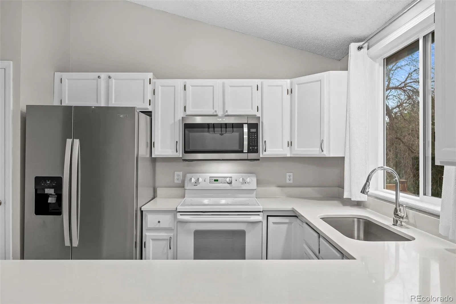 3946 S Flanders Way Aurora CO 80013 | MLS #REC6894811 08142026194440 1600 6
