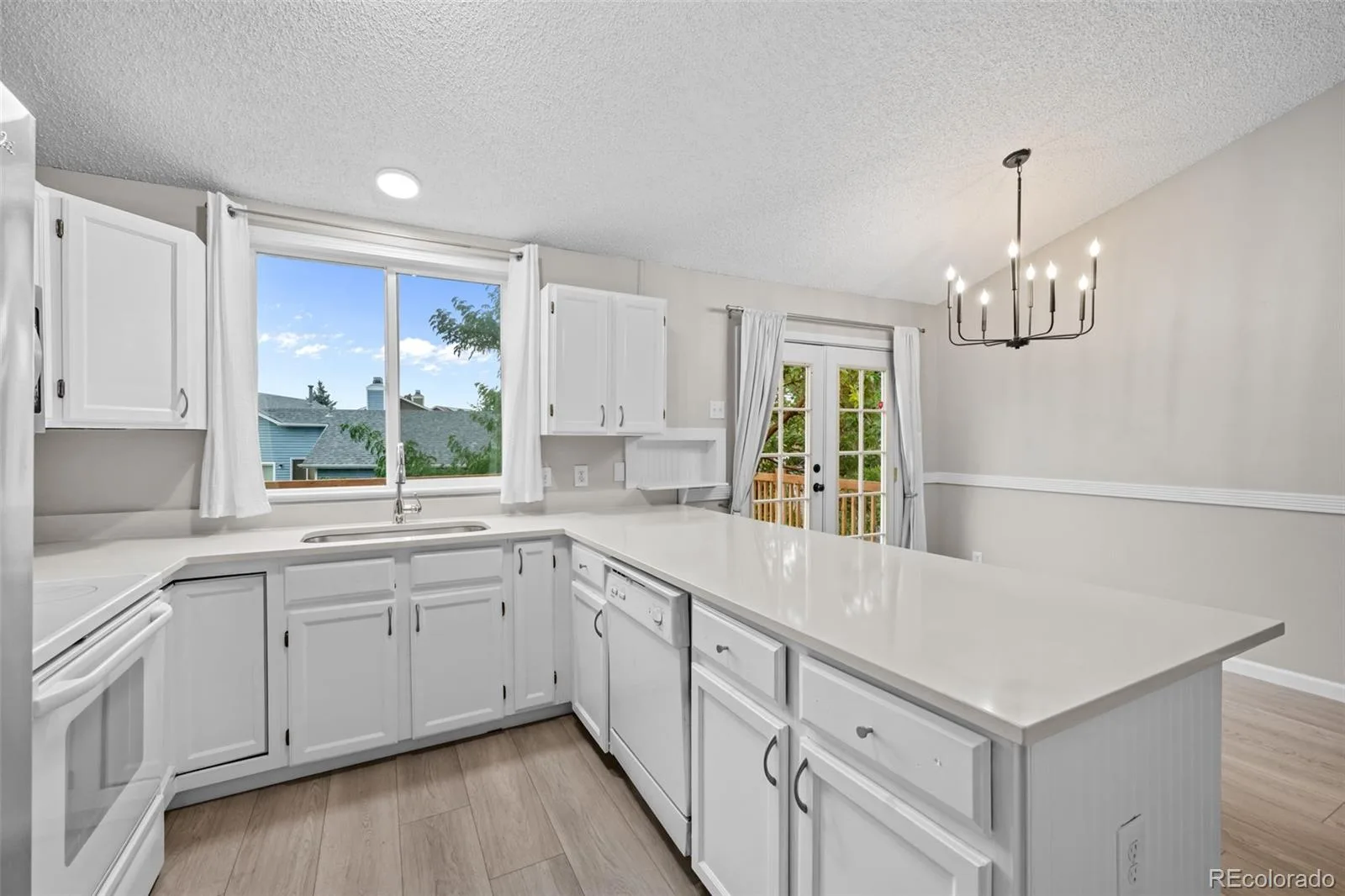 3946 S Flanders Way Aurora CO 80013 | MLS #REC6894811 08142026194440 1600 8