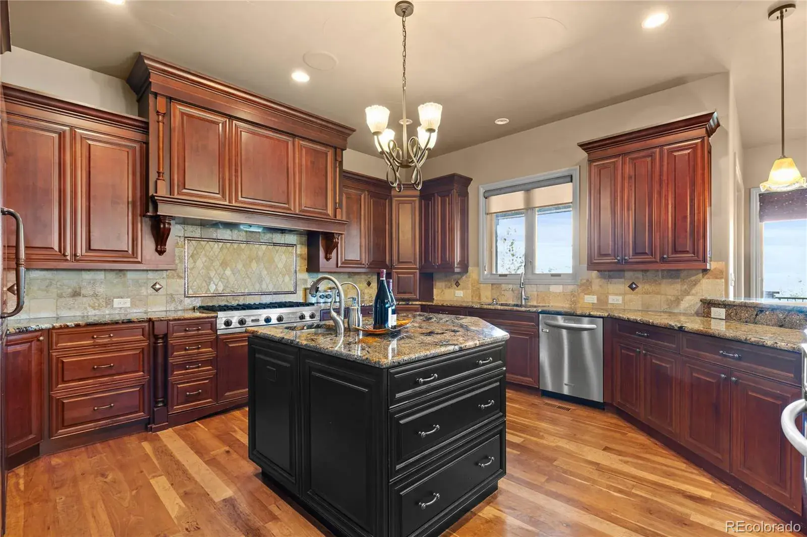 19333 E Briarwood Place Place Aurora CO 80016 | MLS #REC6899063 09152025213346 1600 18