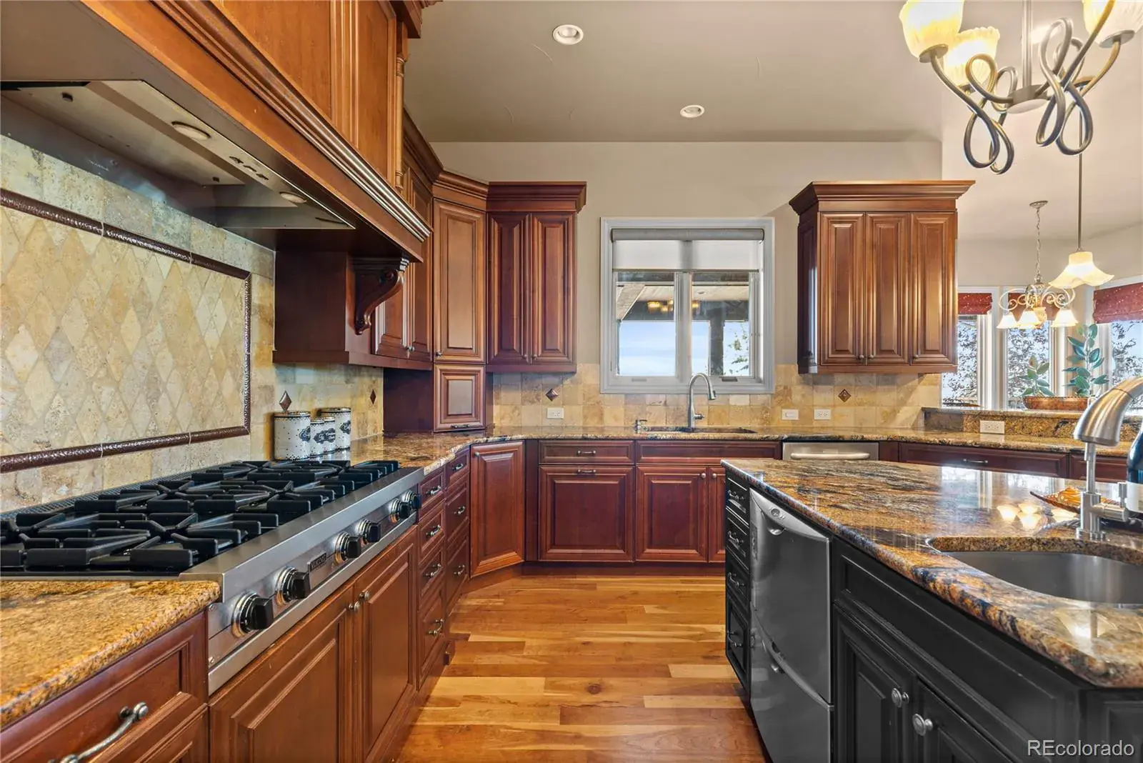 19333 E Briarwood Place Place Aurora CO 80016 | MLS #REC6899063 09152025213346 1600 20