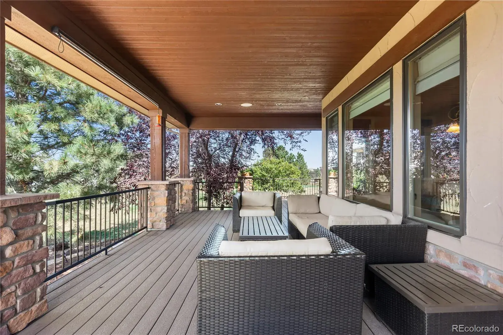 19333 E Briarwood Place Place Aurora CO 80016 | MLS #REC6899063 09152025213346 1600 37