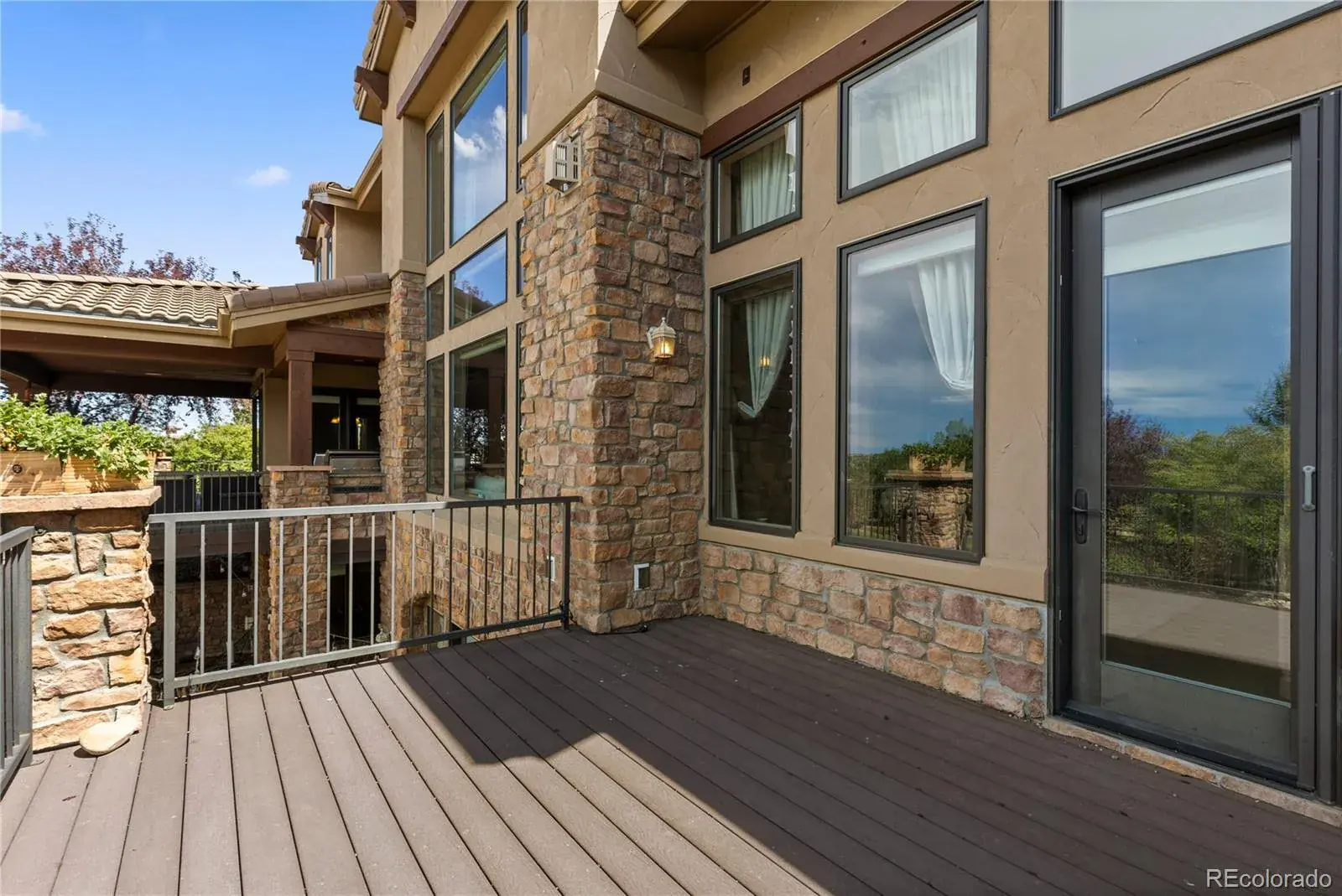 19333 E Briarwood Place Place Aurora CO 80016 | MLS #REC6899063 09152025213346 1600 40