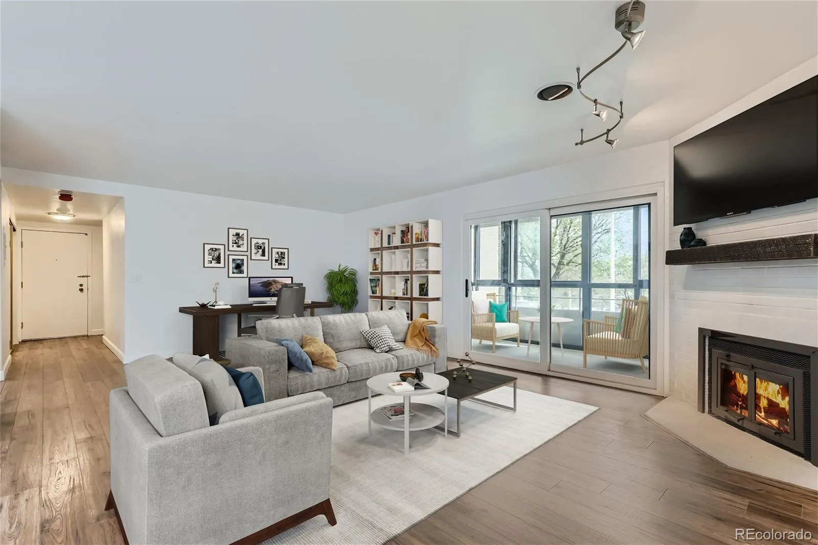 04082026204120 1600 0