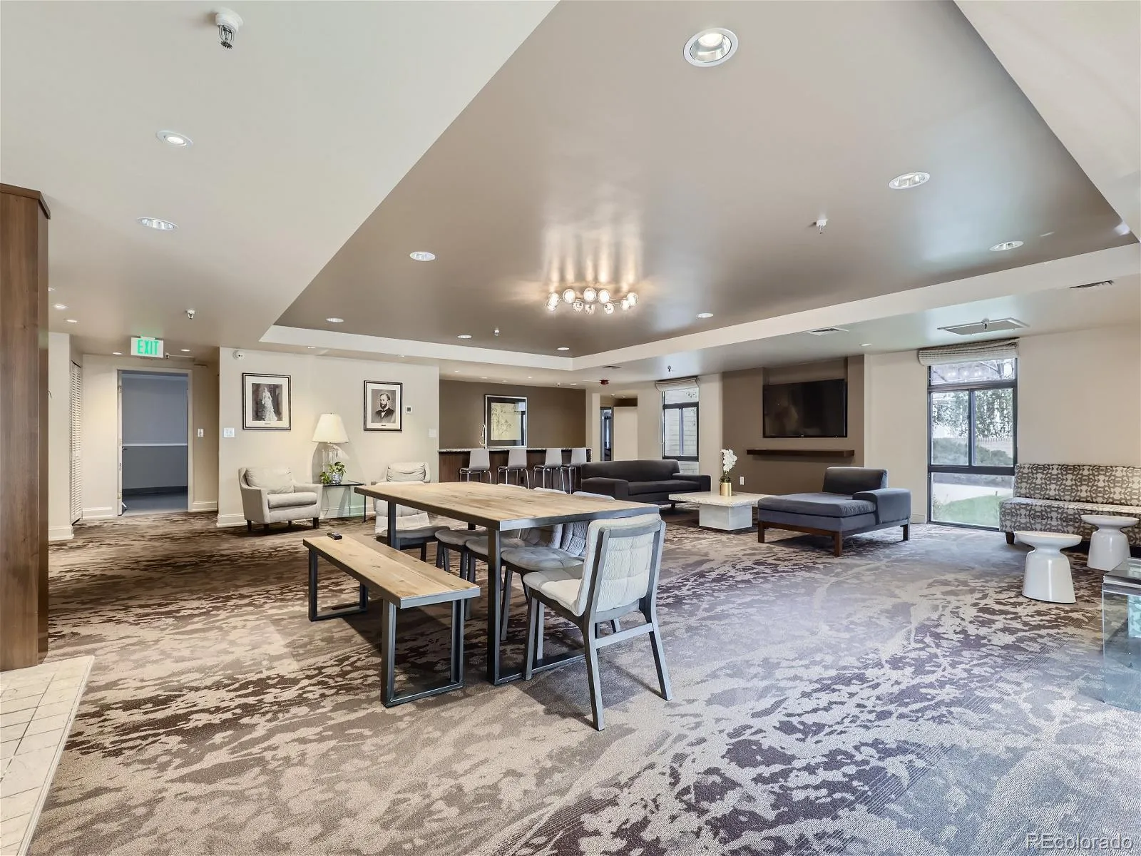 04082026204120 1600 22