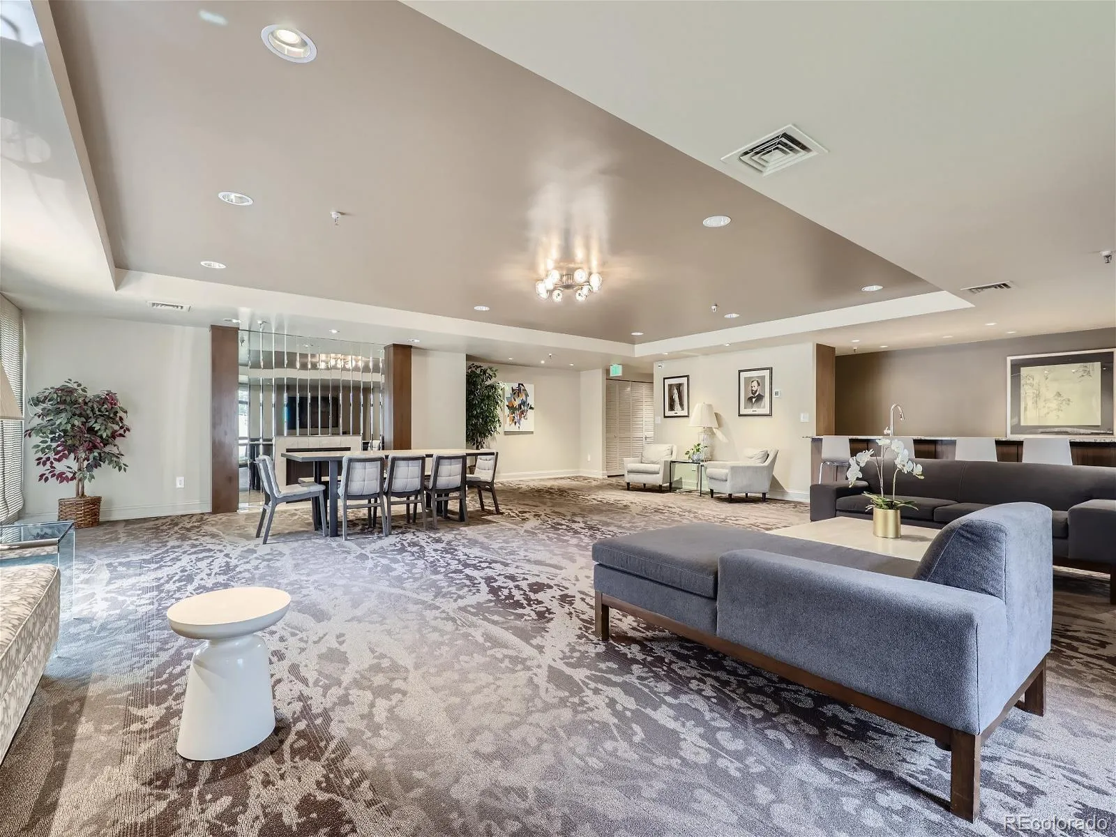 04082026204120 1600 23