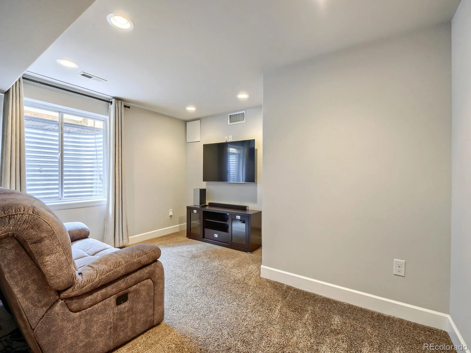 362 English Sparrow Drive Littleton CO 80129 | MLS #REC6902155 08202026164419 1600 22
